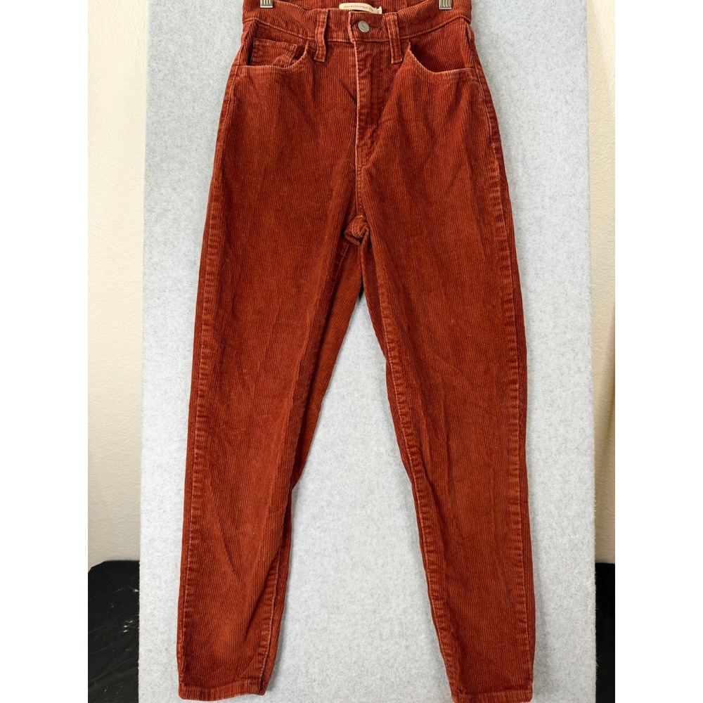 Levis High Waisted Mom Jean 25x27 Burnt Orange Corduroy Tapered Leg 26986-0013